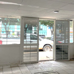 EDIFICIO UNIVERSIDAD 4
Prol. Corregidora Sur N.25. Local.